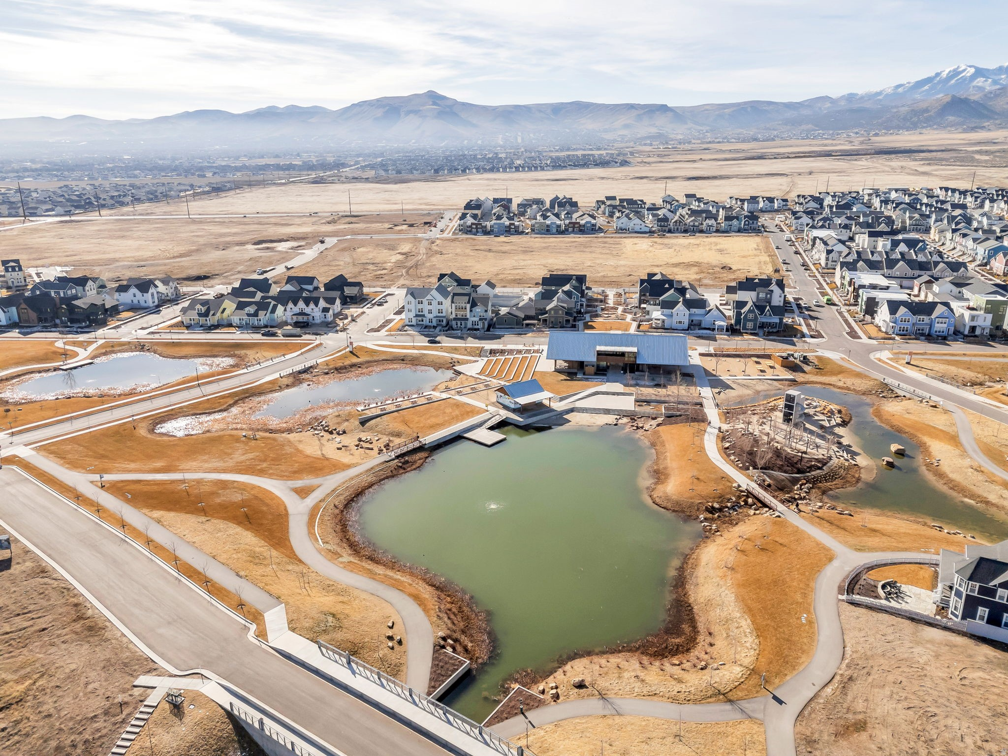 DAYBREAK - Residential