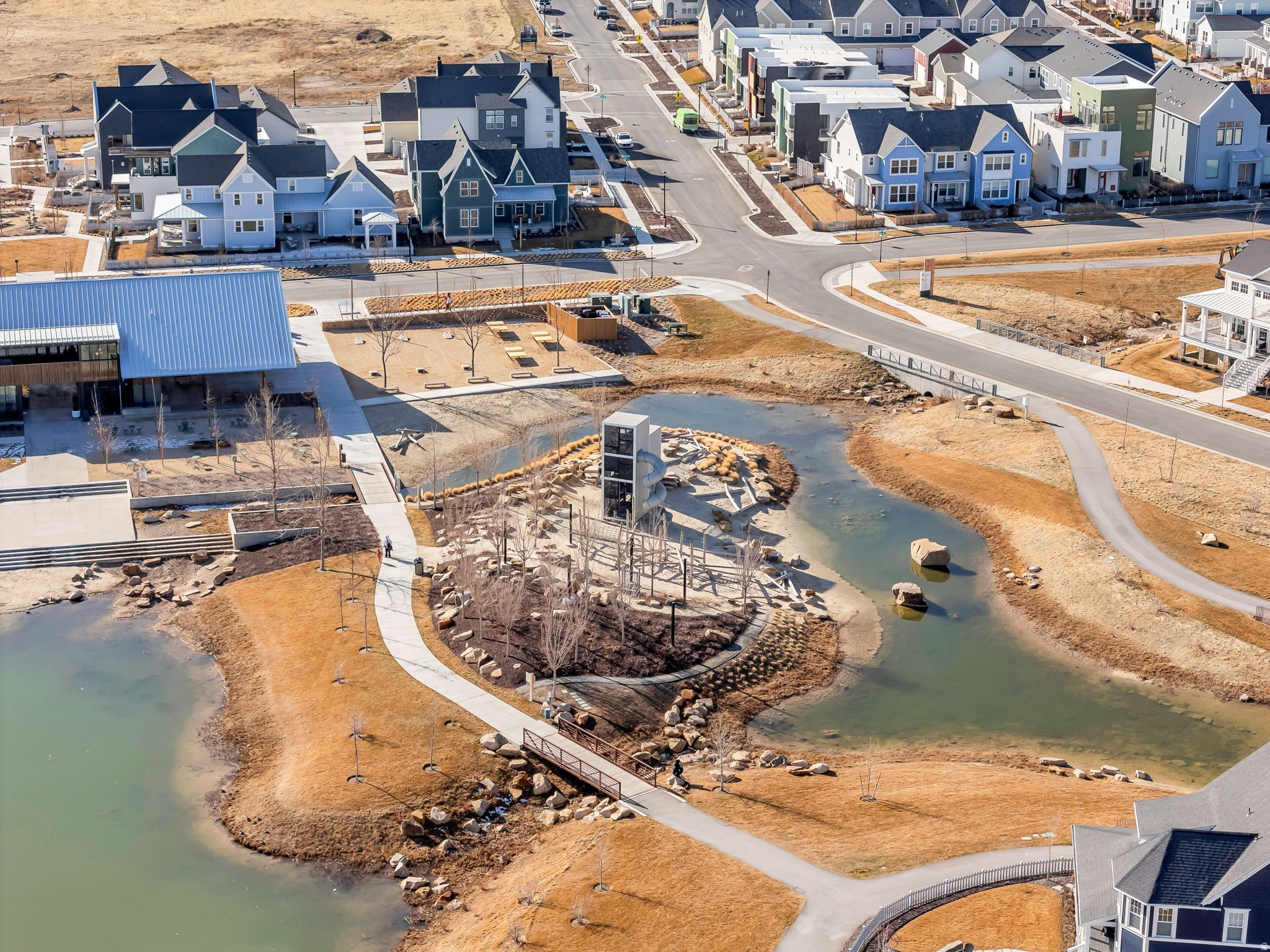 DAYBREAK - Residential