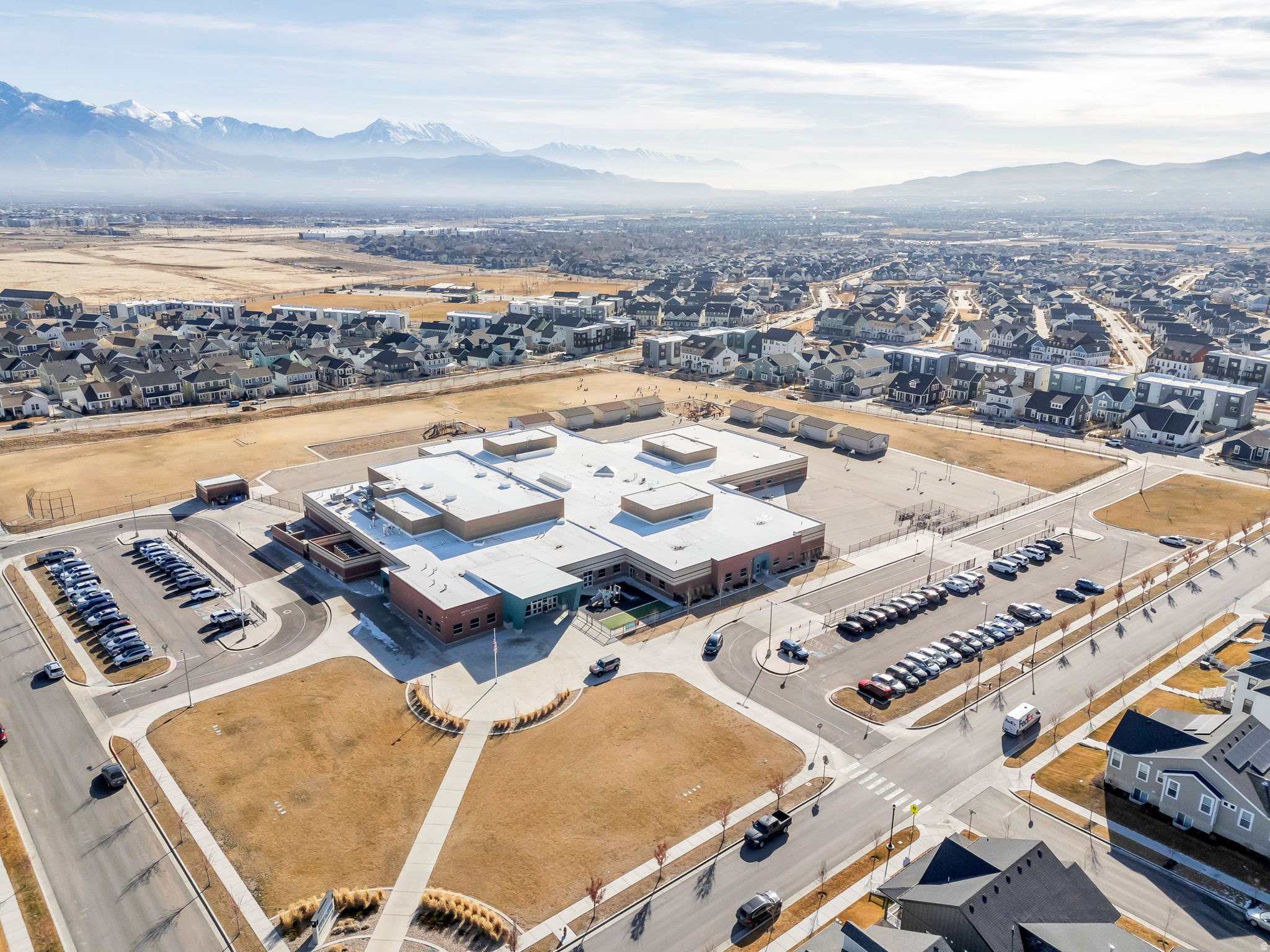 DAYBREAK - Residential