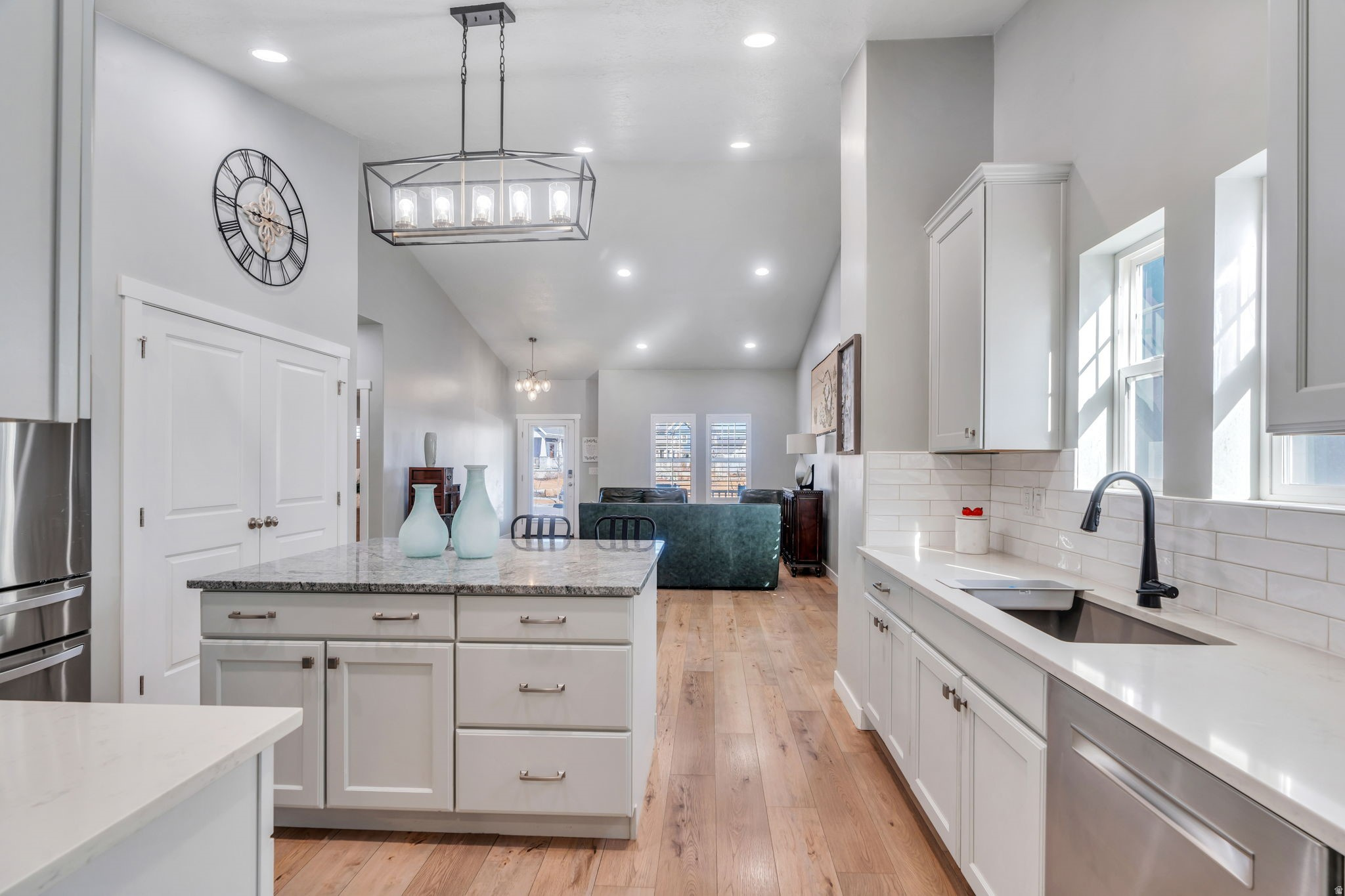 DAYBREAK - Residential