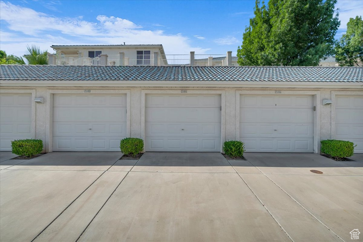 LAS PALMAS RESORT CONDO 1A - Residential