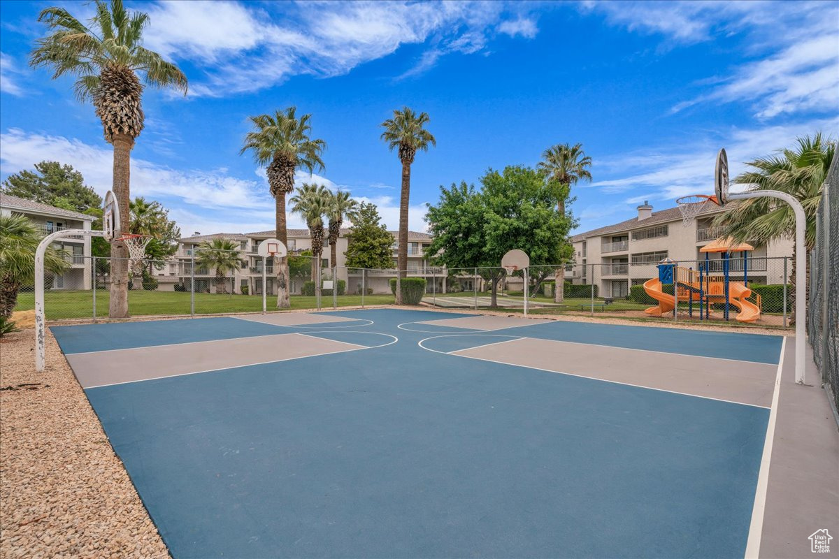 LAS PALMAS RESORT CONDO 1A - Residential