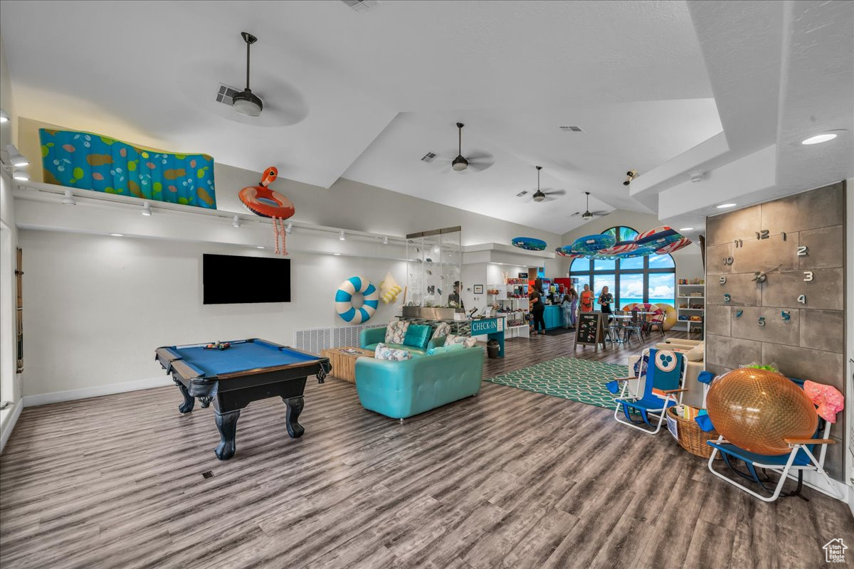 LAS PALMAS RESORT CONDO 1A - Residential