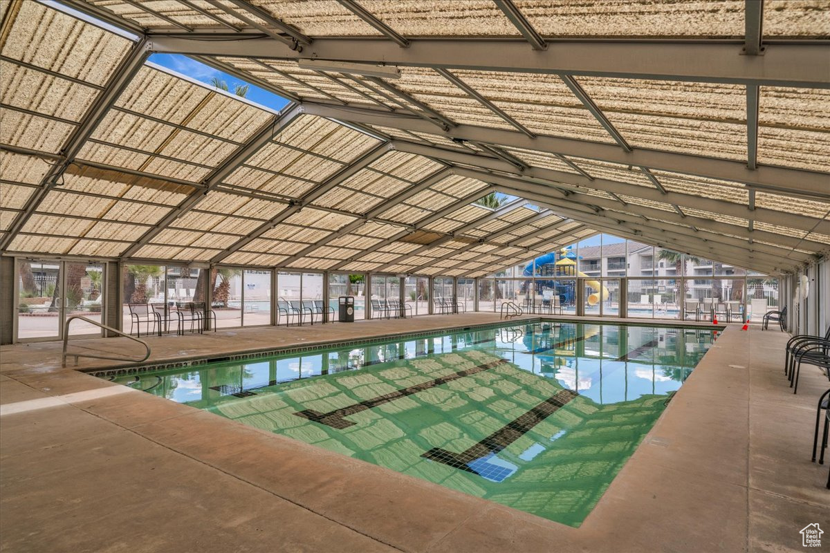 LAS PALMAS RESORT CONDO 1A - Residential