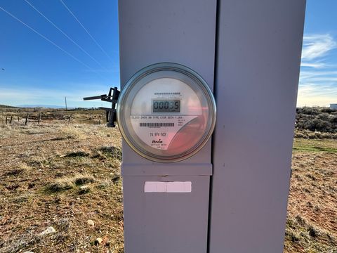 Tiny photo for 816 E KIVA DR, Blanding, UT 84511 (MLS # 2140379)