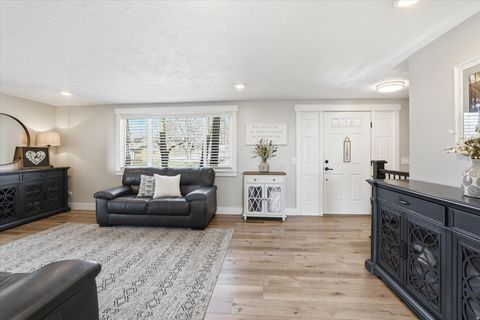 Tiny photo for 789 W 3500 N, Pleasant View, UT 84414 (MLS # 2131494)