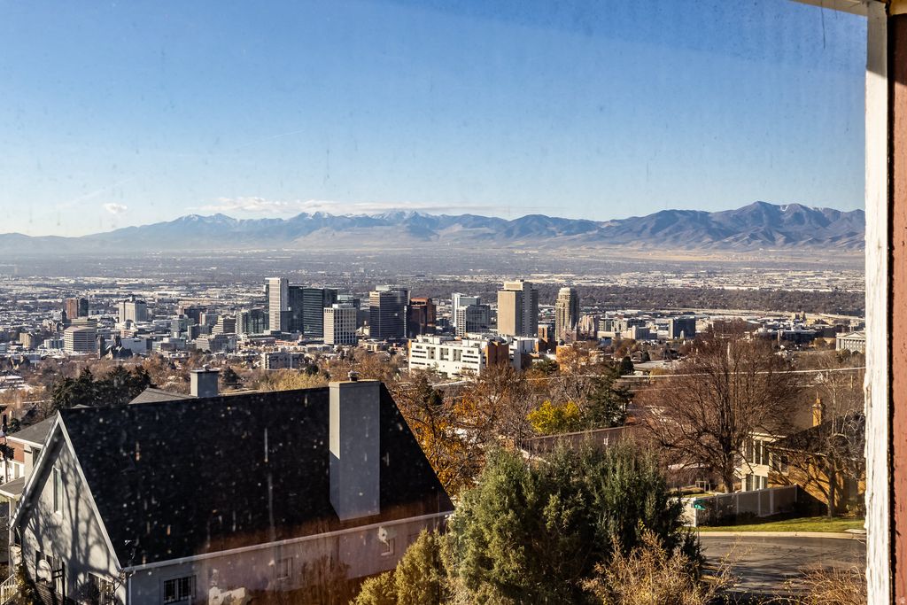 Photo of 577 E 13TH AVE, Salt Lake City, UT 84103 (MLS # 2125256)