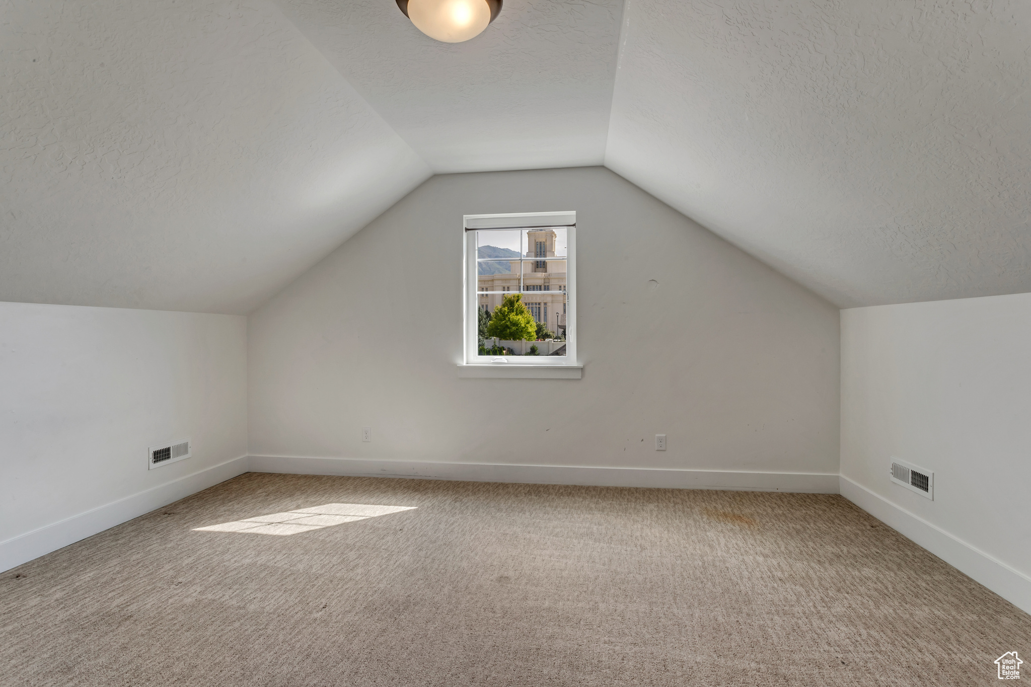 TEMPLE RIM - Residential