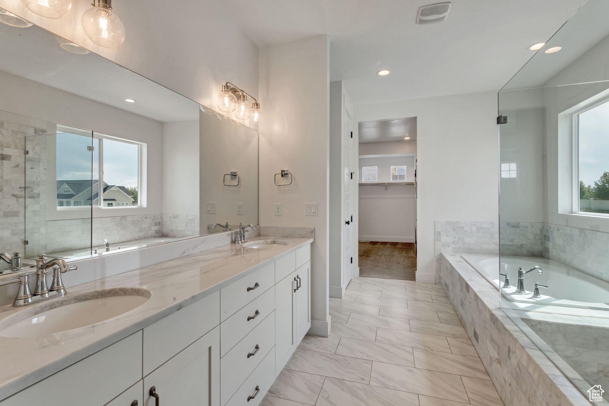 TEMPLE RIM - Residential