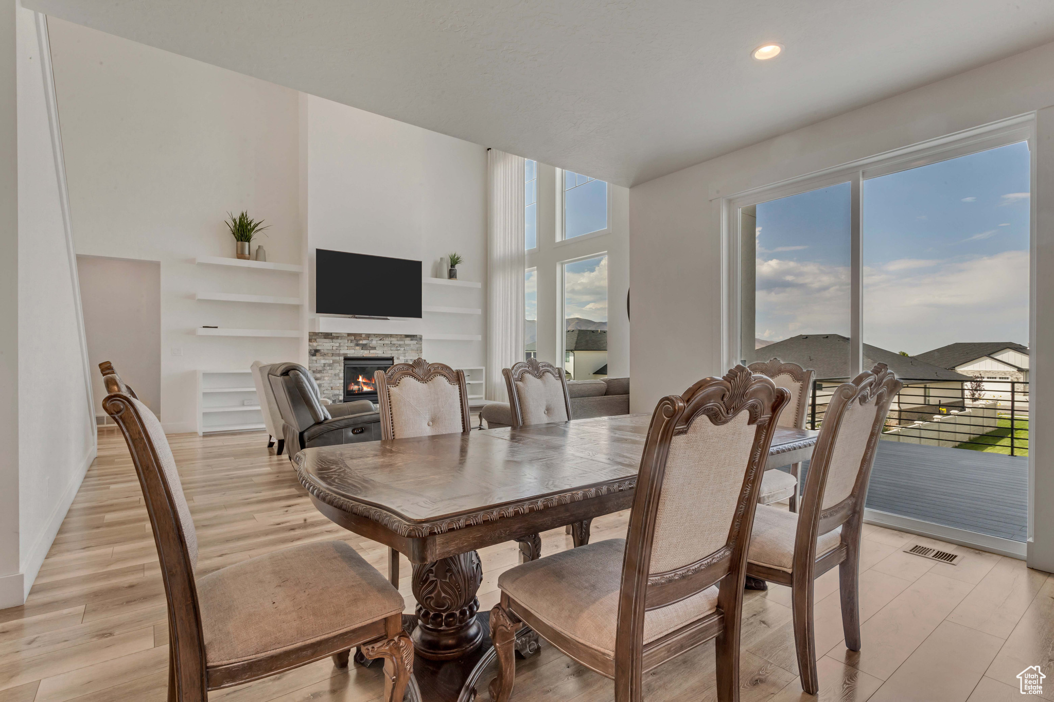 TEMPLE RIM - Residential