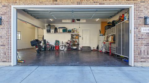 Tiny photo for 1418 S 500 E, Salem, UT 84653 (MLS # 2143121)