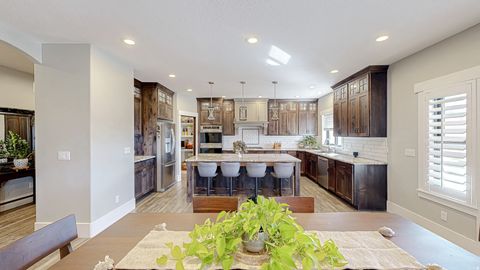 Tiny photo for 1418 S 500 E, Salem, UT 84653 (MLS # 2143121)