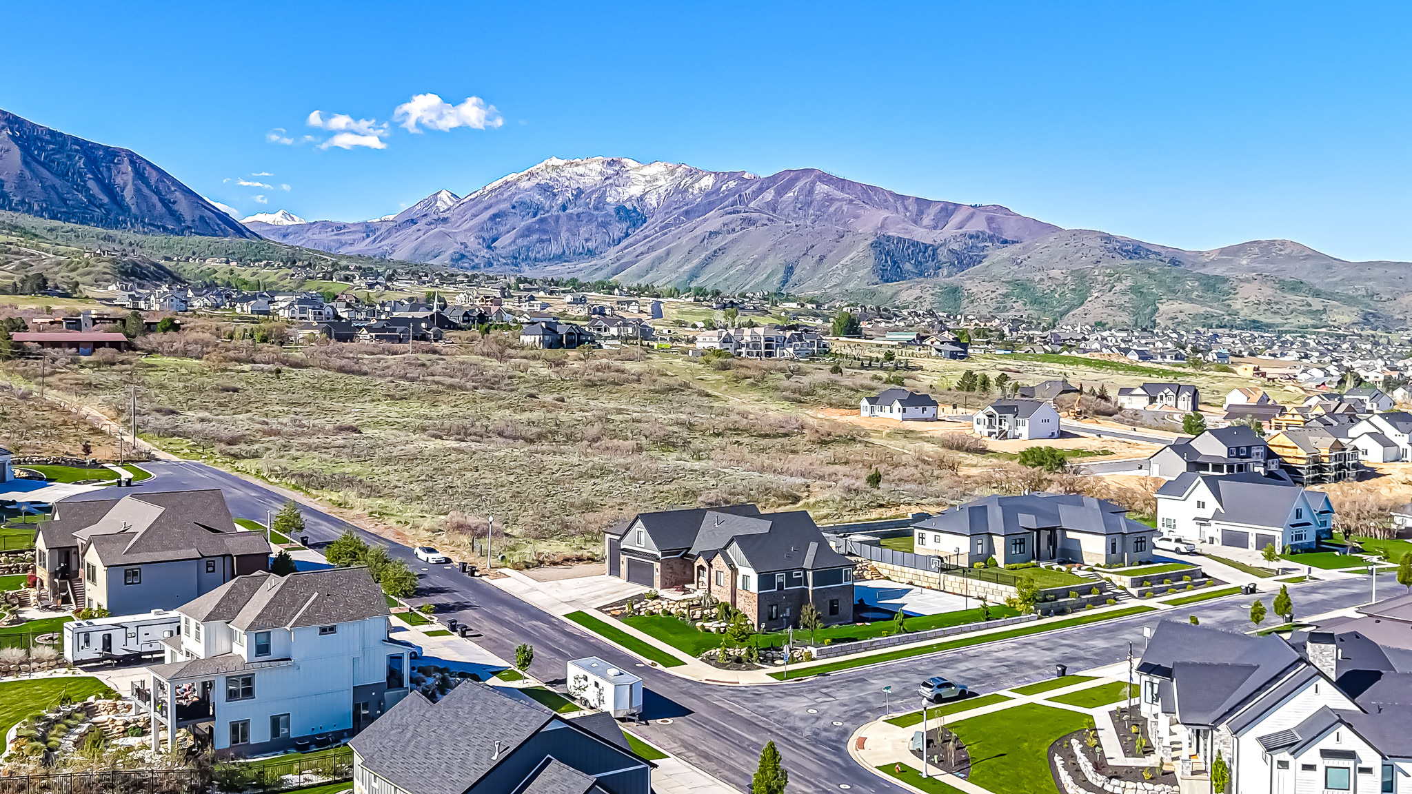 MOUNTAIN VIEW - Residential