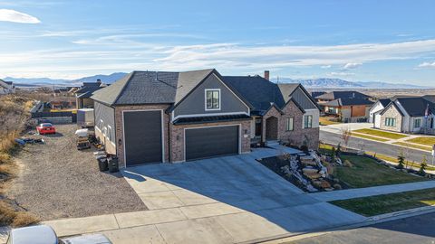 Tiny photo for 1418 S 500 E, Salem, UT 84653 (MLS # 2143121)