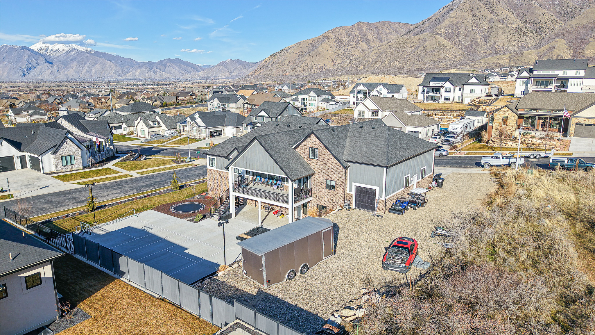 MOUNTAIN VIEW - Residential