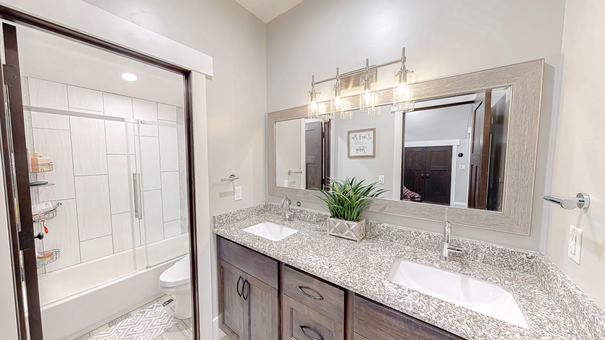 MOUNTAIN VIEW - Residential