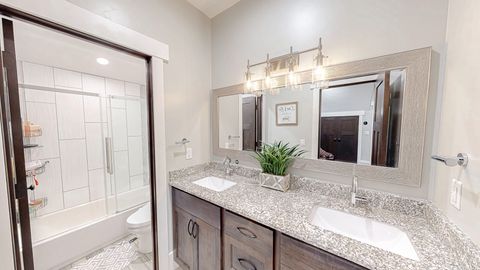 Tiny photo for 1418 S 500 E, Salem, UT 84653 (MLS # 2143121)