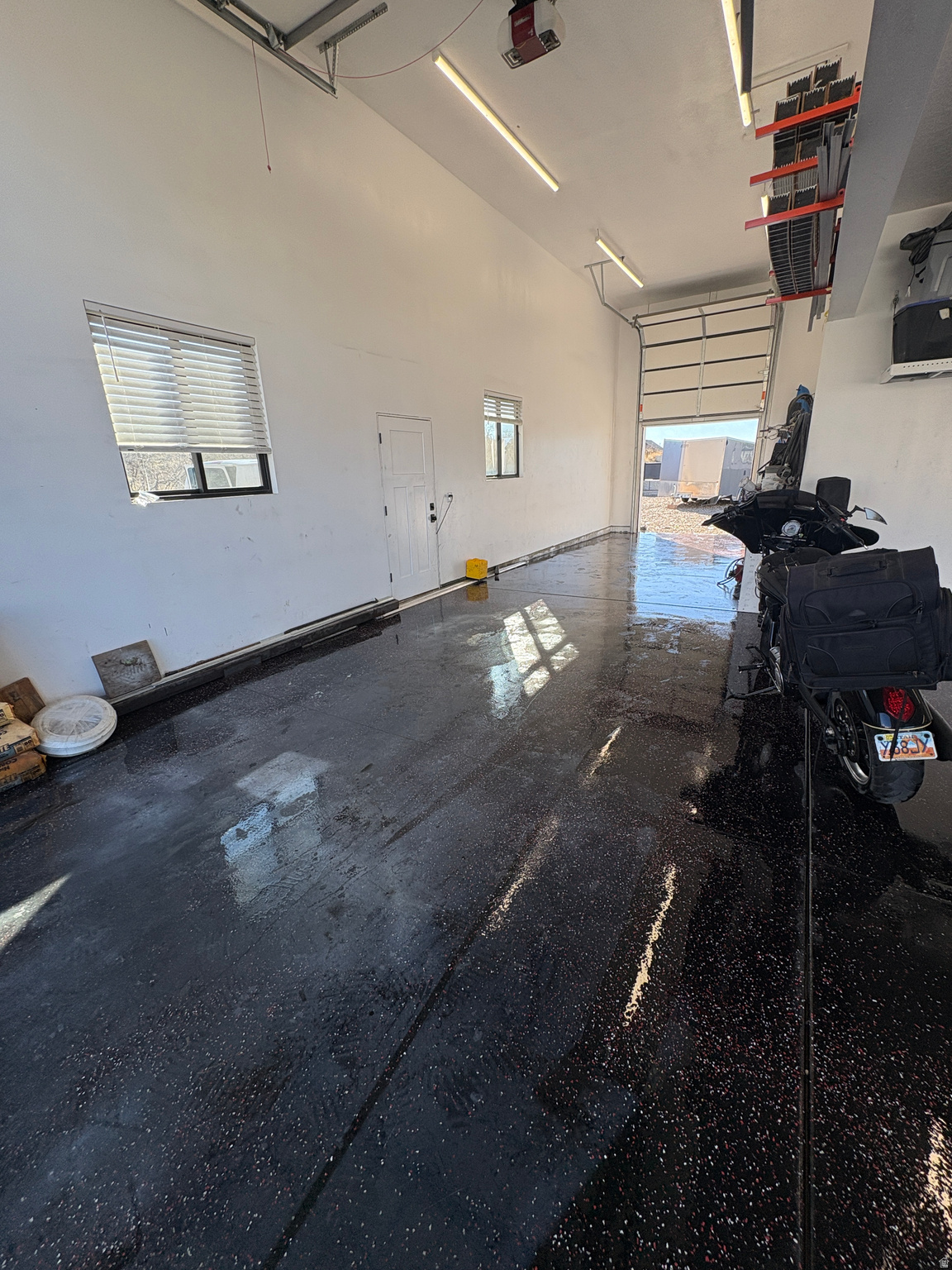 MOUNTAIN VIEW - Residential