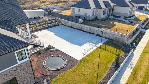 Tiny photo for 1418 S 500 E, Salem, UT 84653 (MLS # 2143121)