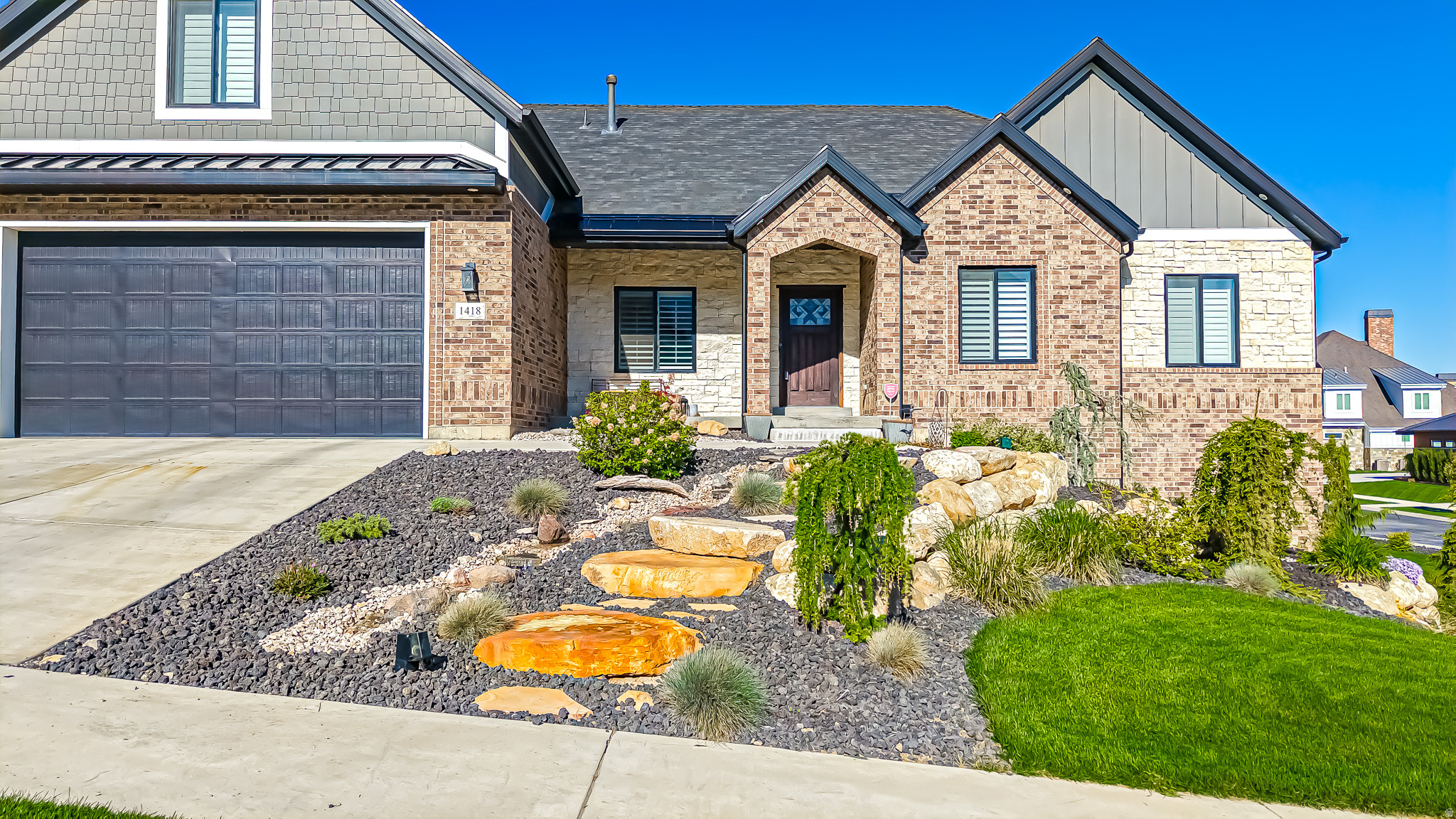 MOUNTAIN VIEW - Residential
