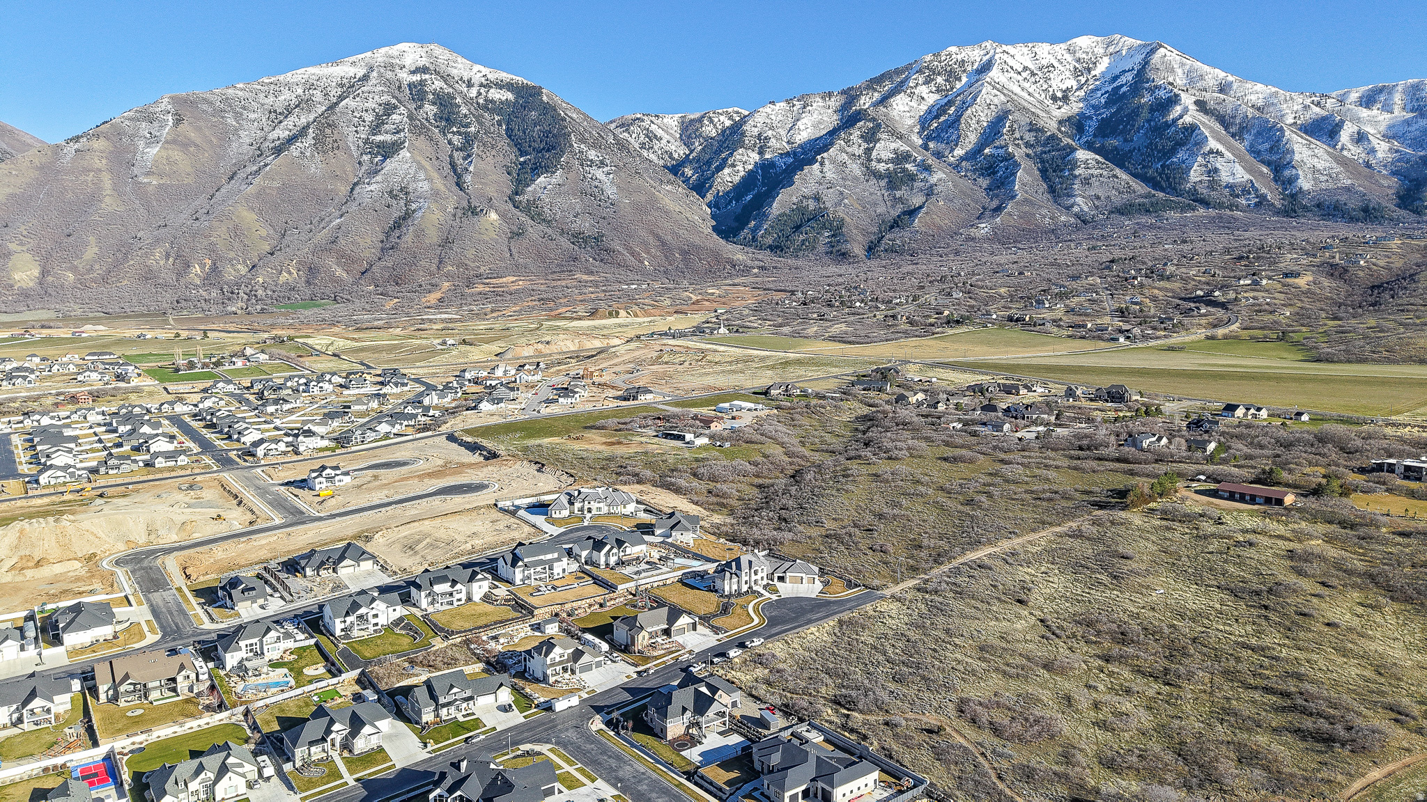 MOUNTAIN VIEW - Residential