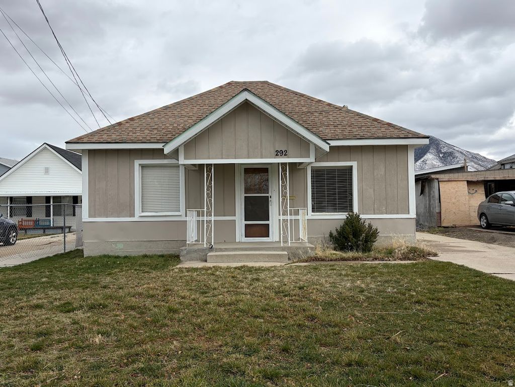 Photo of 292 N 100 W, Tooele, UT 84074 (MLS # 2142378)