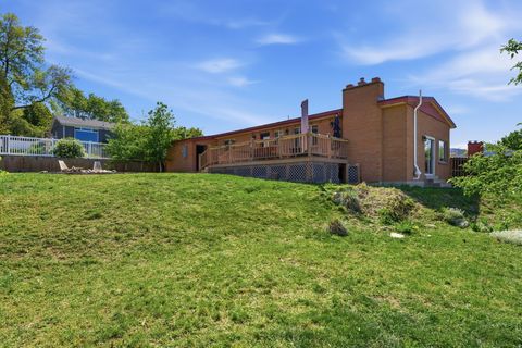 Tiny photo for 935 E 900 N, Bountiful, UT 84010 (MLS # 2153472)