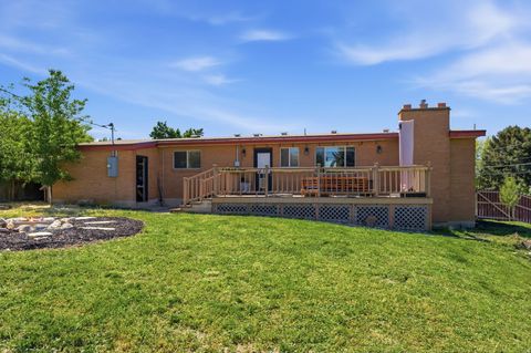Tiny photo for 935 E 900 N, Bountiful, UT 84010 (MLS # 2153472)