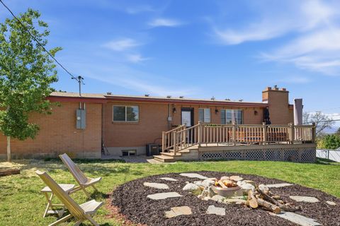 Tiny photo for 935 E 900 N, Bountiful, UT 84010 (MLS # 2153472)