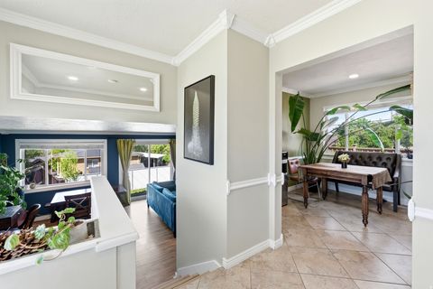 Tiny photo for 935 E 900 N, Bountiful, UT 84010 (MLS # 2153472)