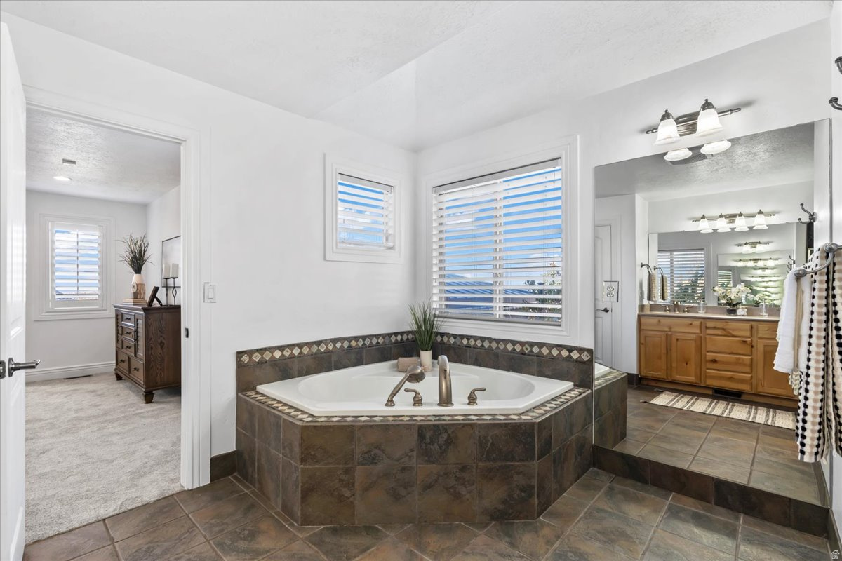 STONEBURY ESTATES PUD - Residential