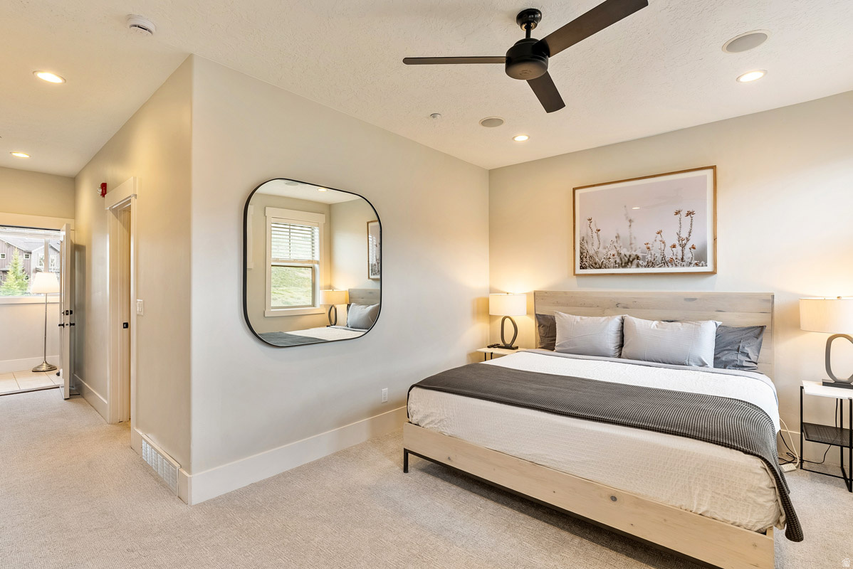 PARKS EDGE - Residential