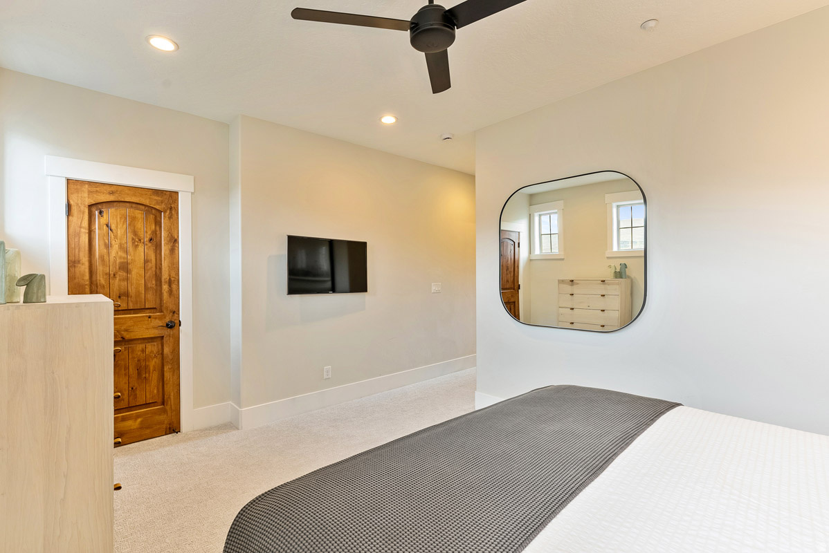 PARKS EDGE - Residential