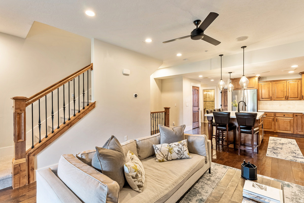 PARKS EDGE - Residential