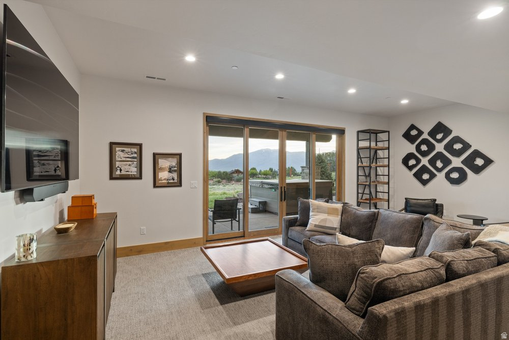 RED LEDGES - Residential