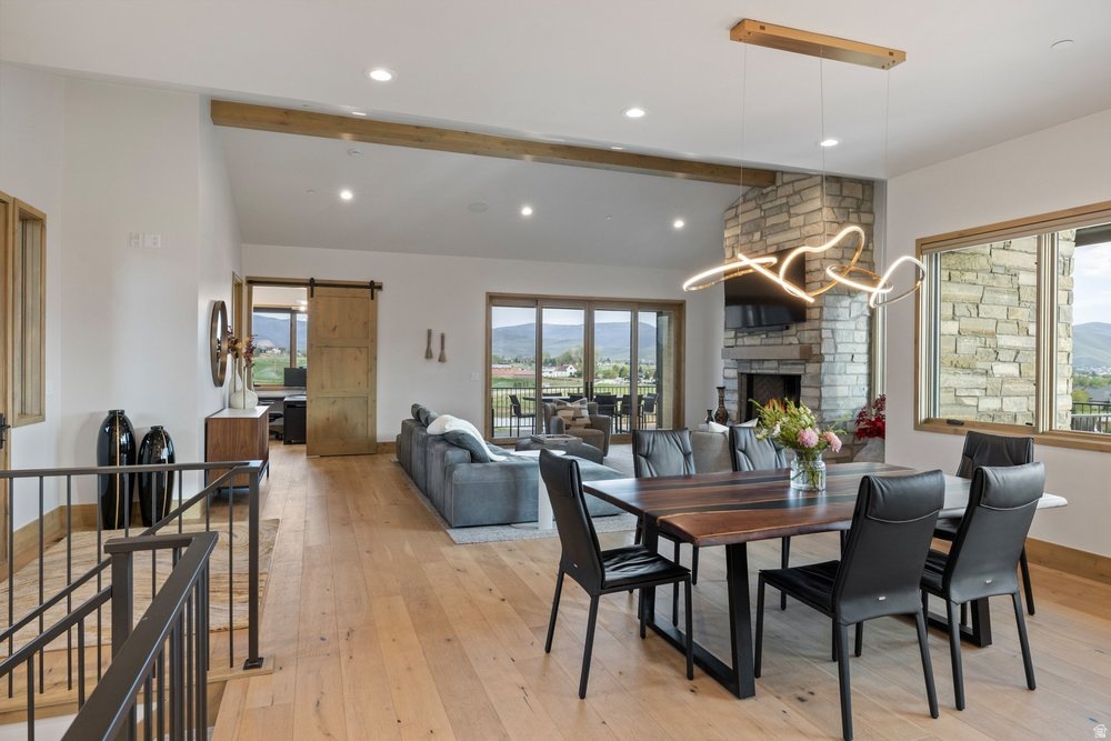 RED LEDGES - Residential
