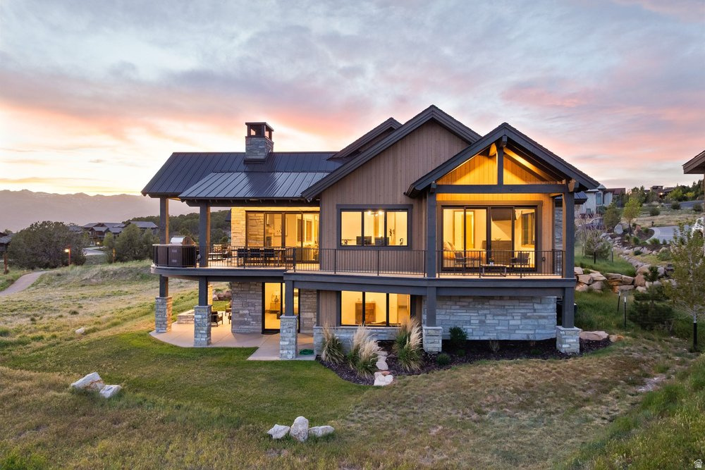RED LEDGES - Residential