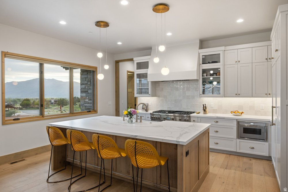 RED LEDGES - Residential