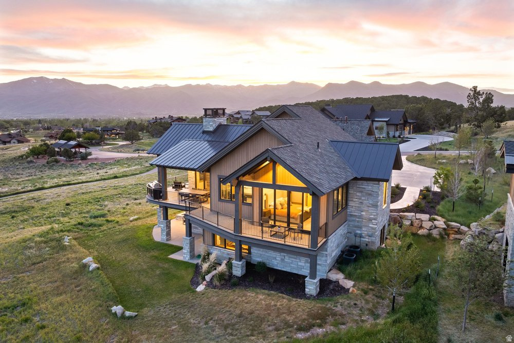 RED LEDGES - Residential