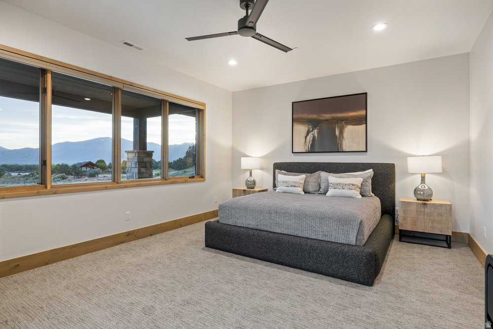 RED LEDGES - Residential