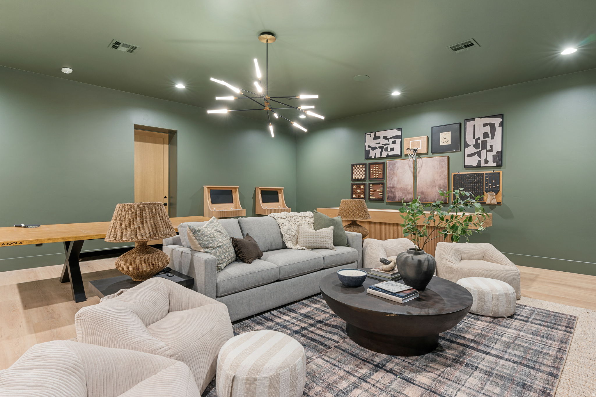 WATERS EDGE AT DESERT COLOR SHORES - Residential