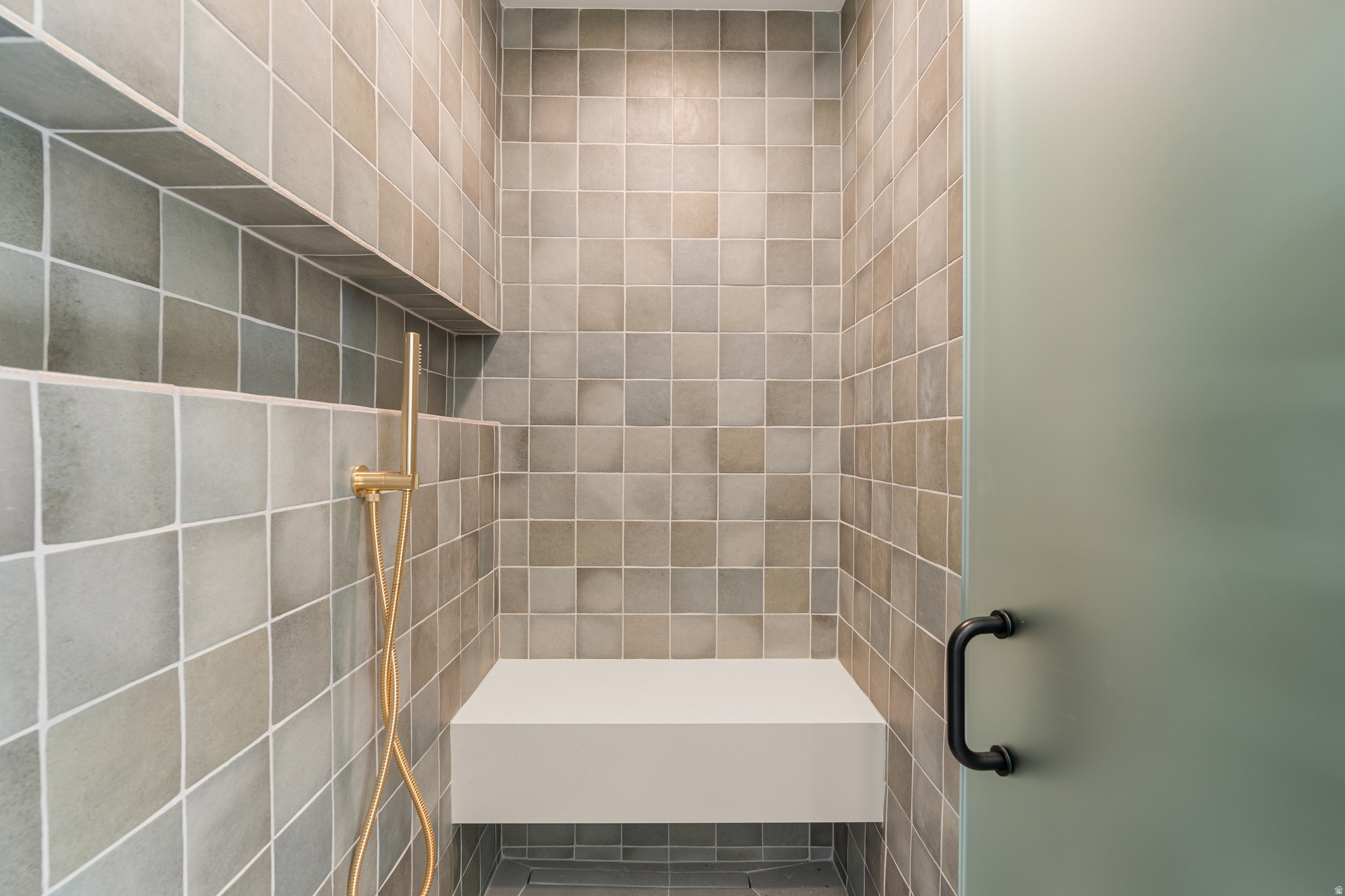 WATERS EDGE AT DESERT COLOR SHORES - Residential