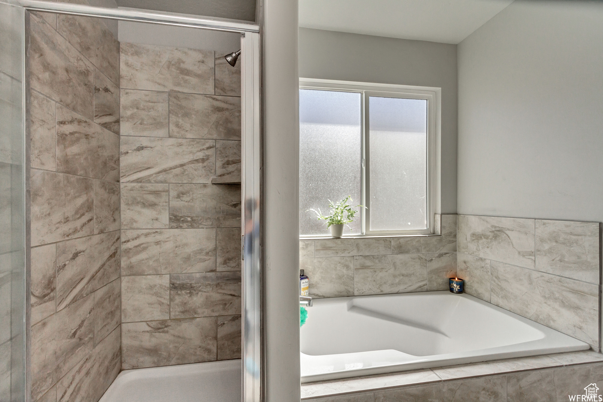 COLONIAL PARK - Residential