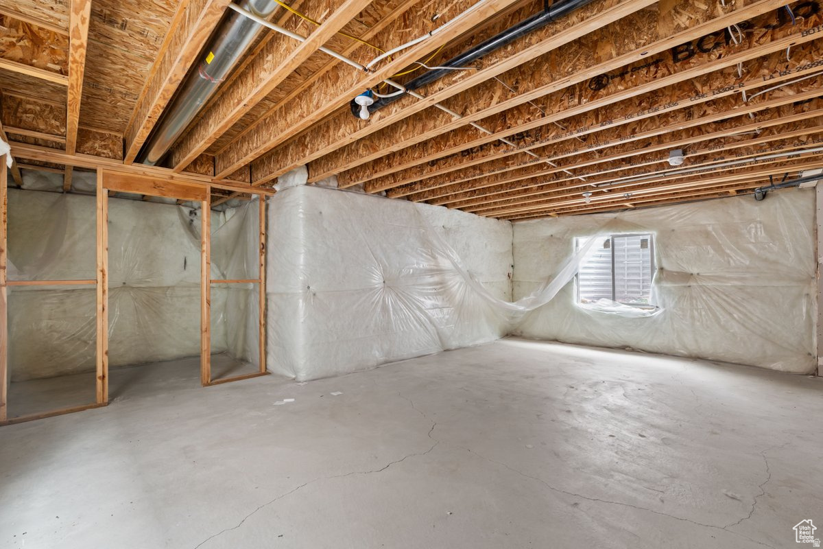 COLONIAL PARK - Residential