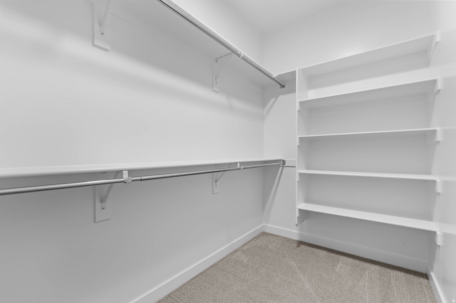 OVERLAND GARDENS D182 - Residential