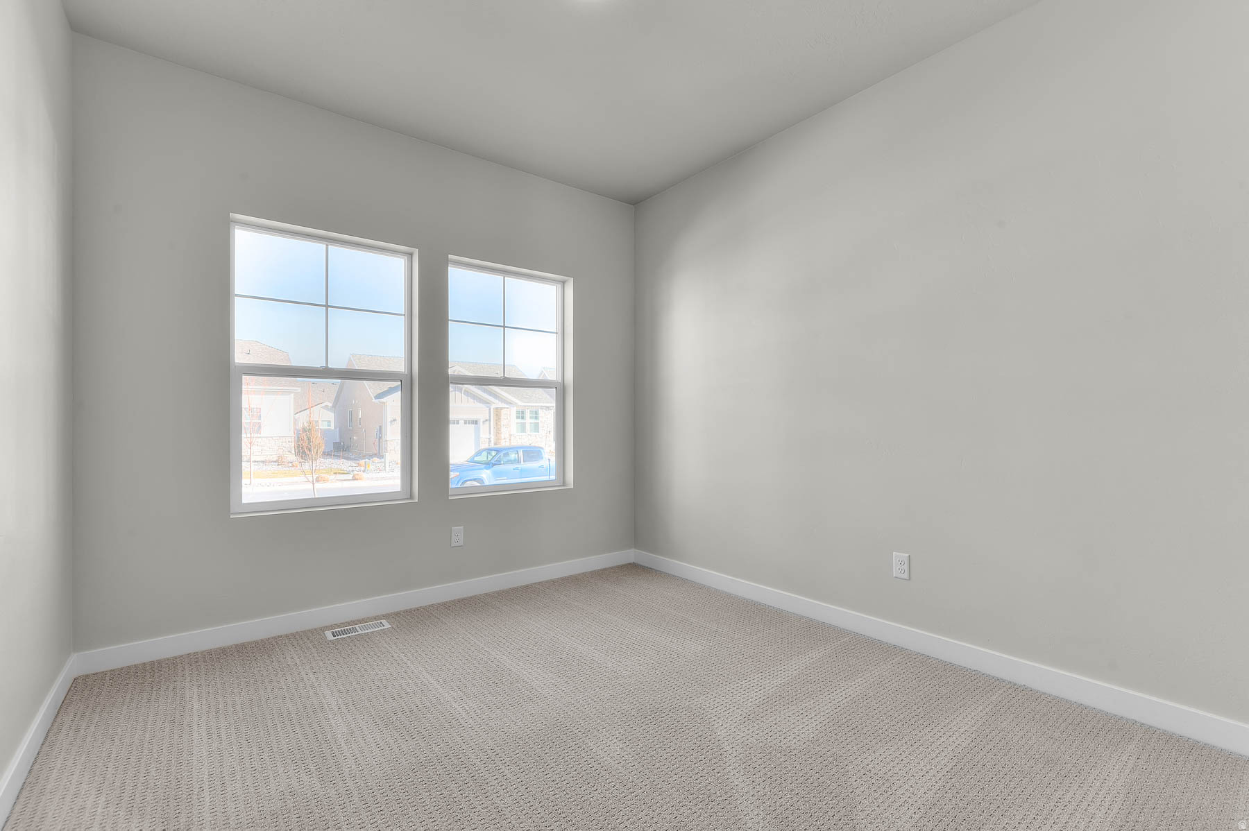 OVERLAND GARDENS D182 - Residential