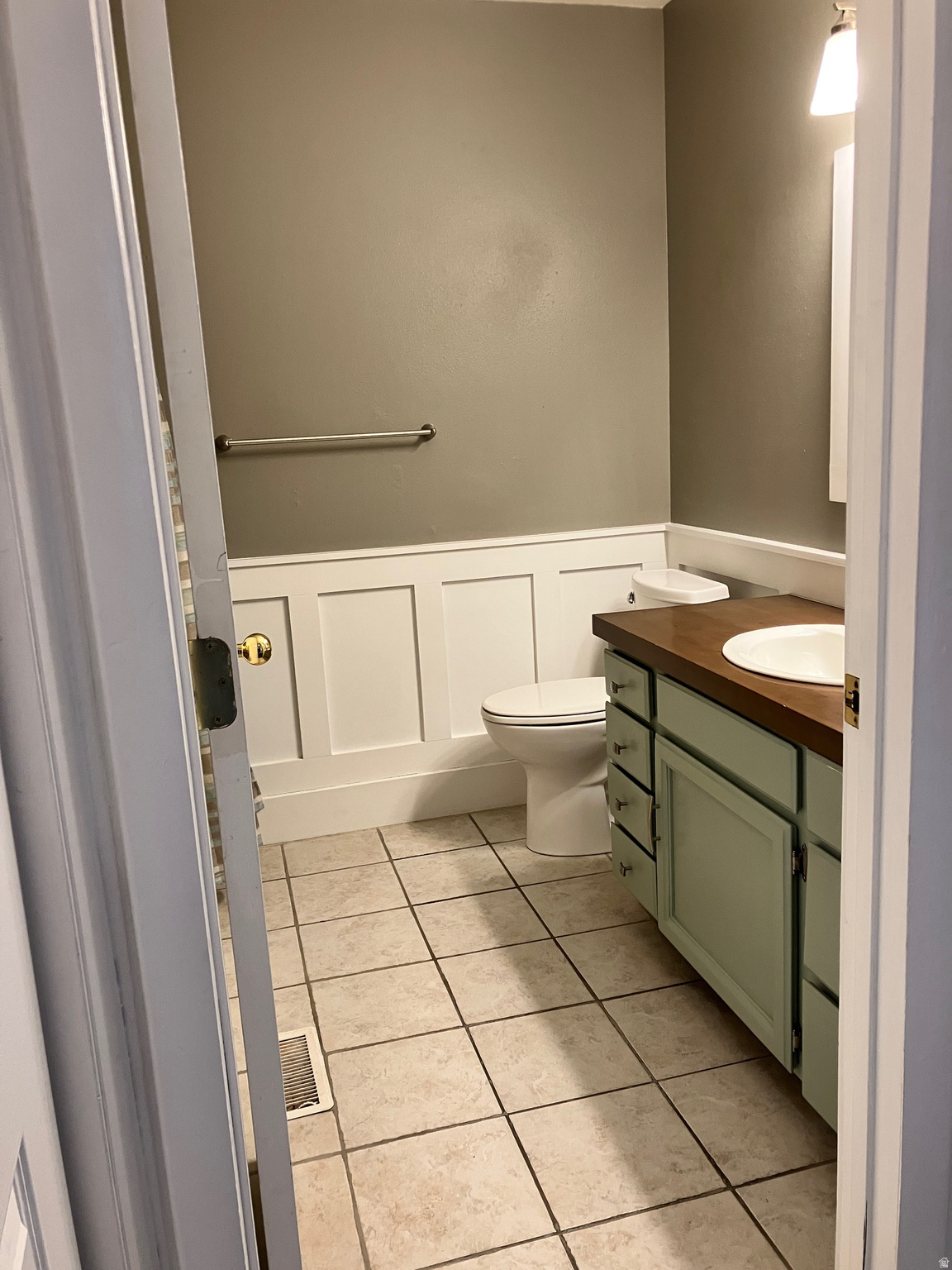 GOLDEN WEST ESTATES - Residential Income