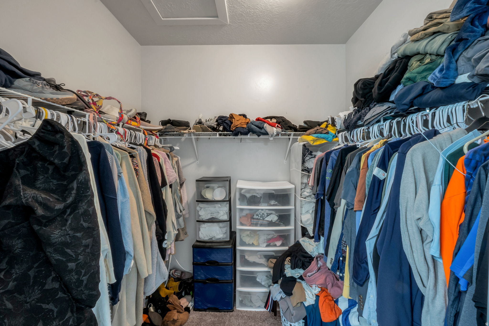 GATEWAY - Residential