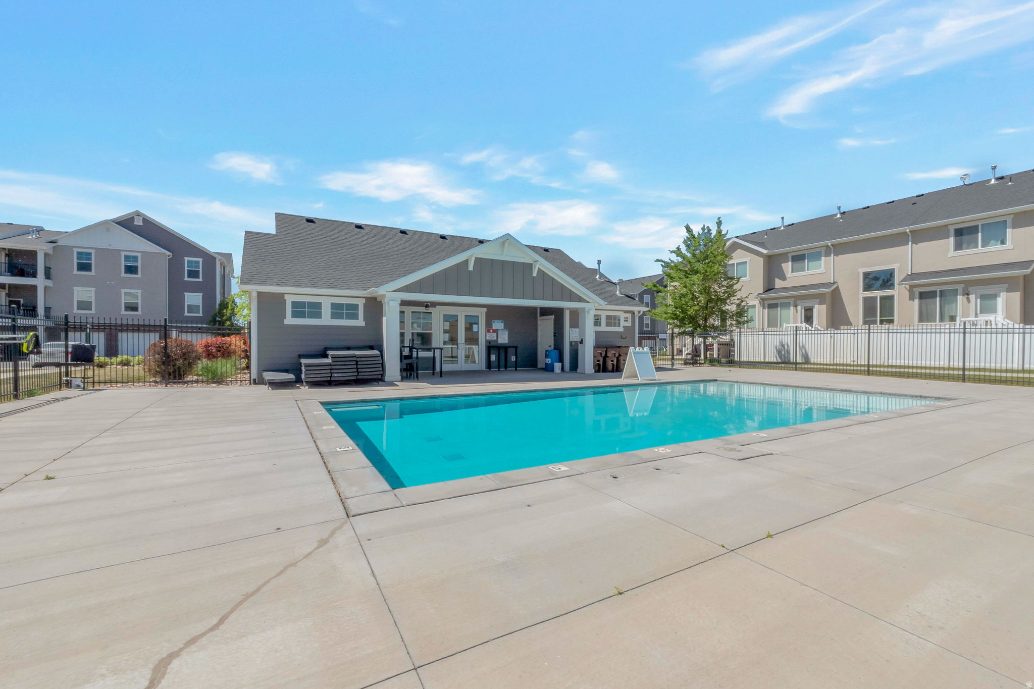 GATEWAY - Residential