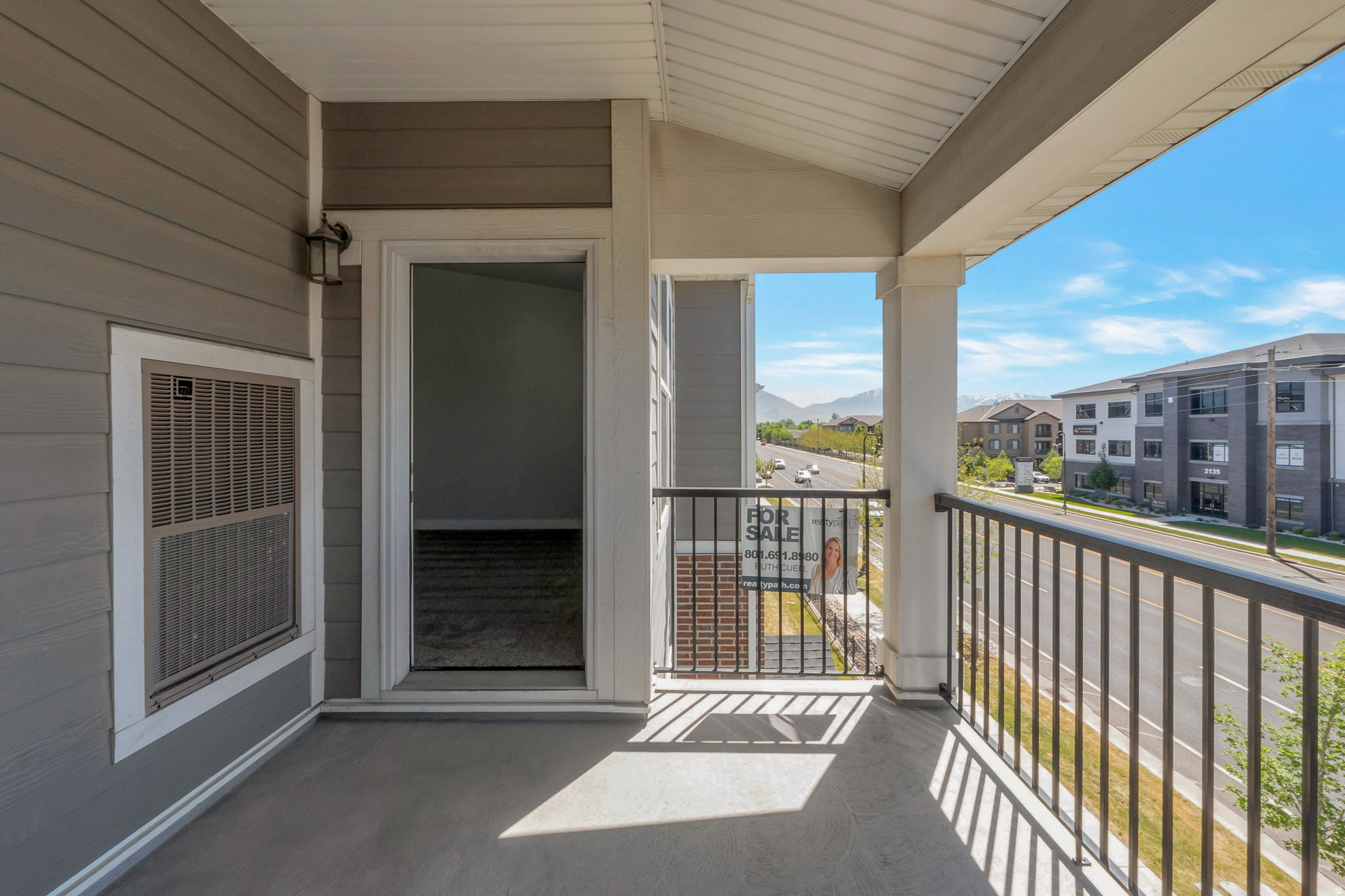 GATEWAY - Residential